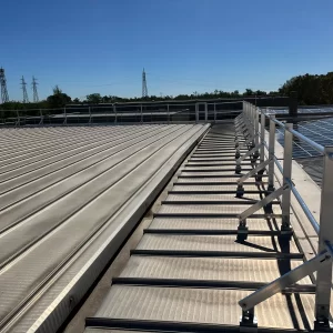 parapetto-alluminio-anticorodal-lineteck-parma-4 parapetto-alluminio-anticorodal-lineteck-parma-4